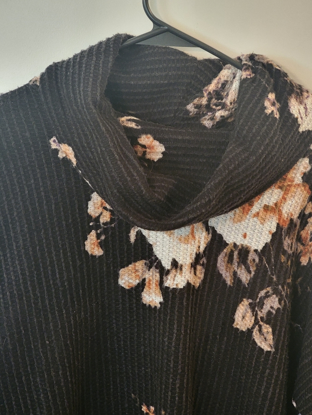Maurices Black Floral Cowl Neck Sweater Extra Small Lace Up Back - Picture 11 of 11